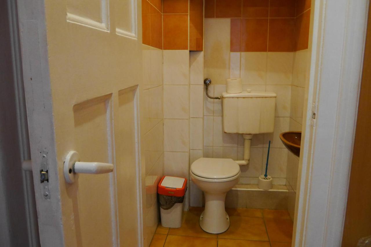 Apartment On Svobody Avenue Лвив Екстериор снимка