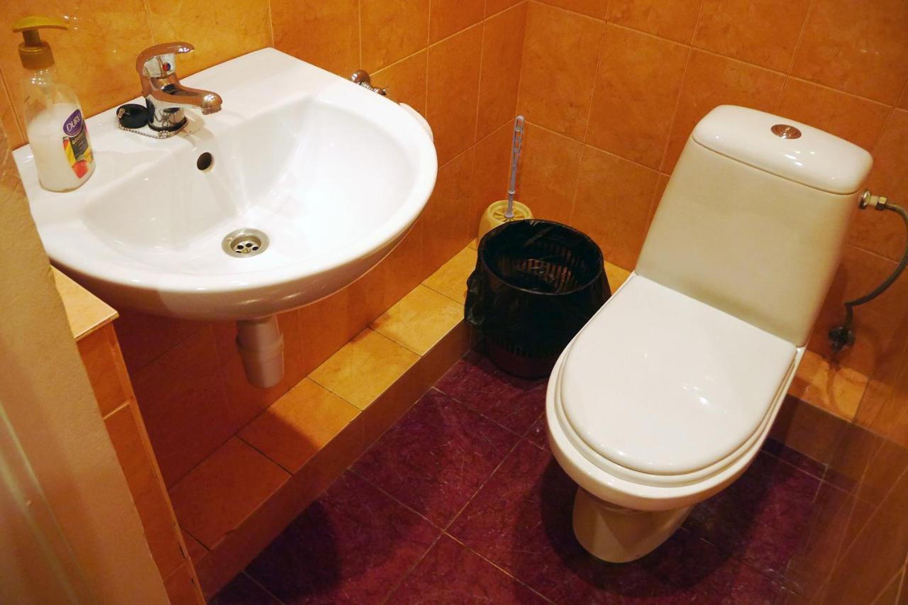 Apartment On Svobody Avenue Лвив Екстериор снимка